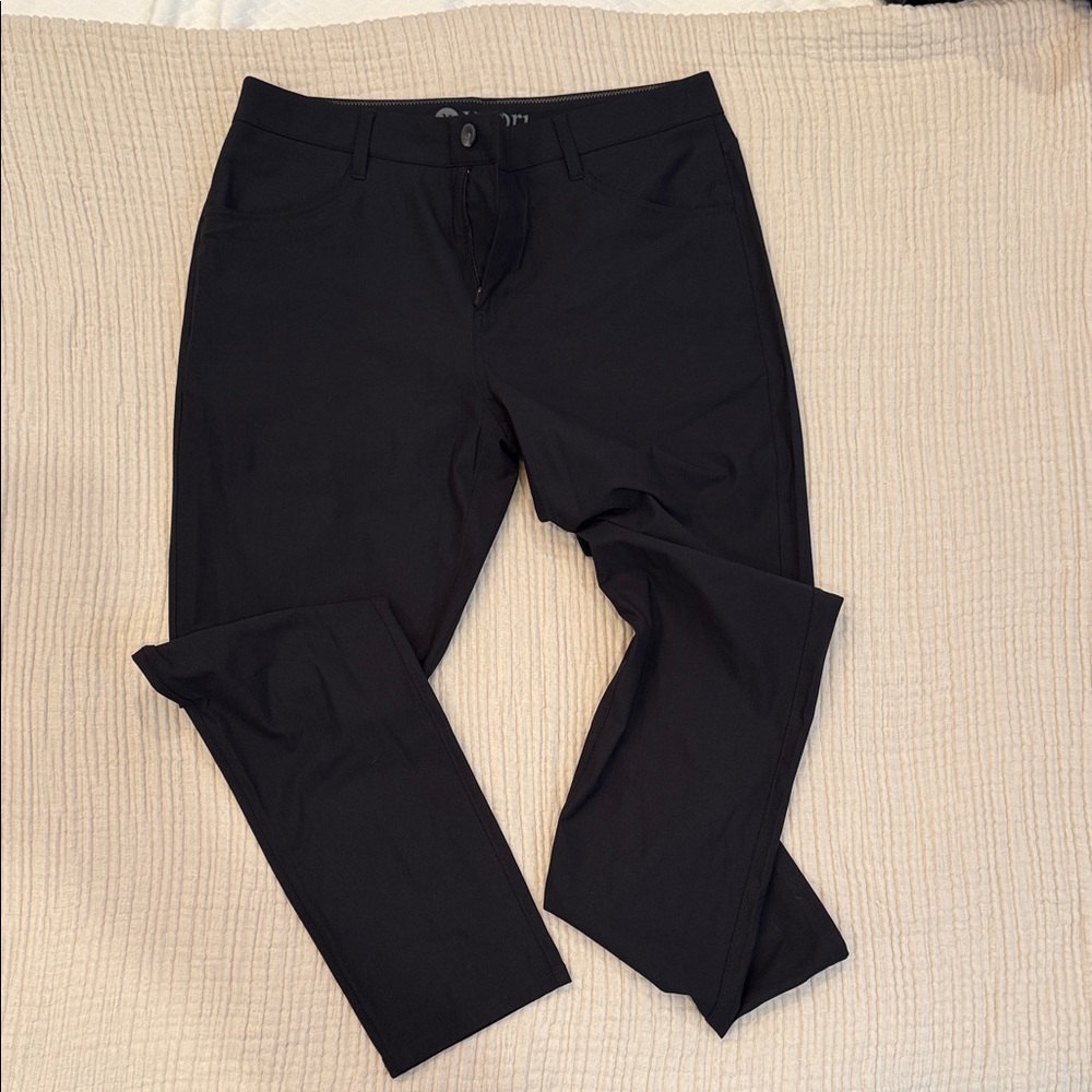 Vuori Men's Dress Pants - Dark Gray